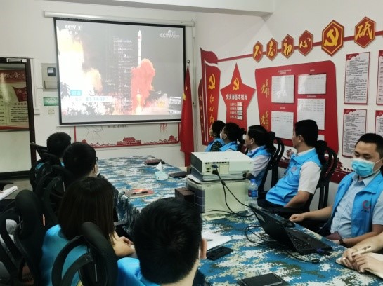 凝聚科技创新，刚健自强不息